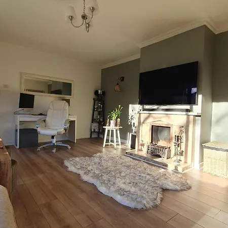 Orchid House Tatil Evi Clifden